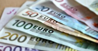 Euro (1200 × 630 px). Pixabay